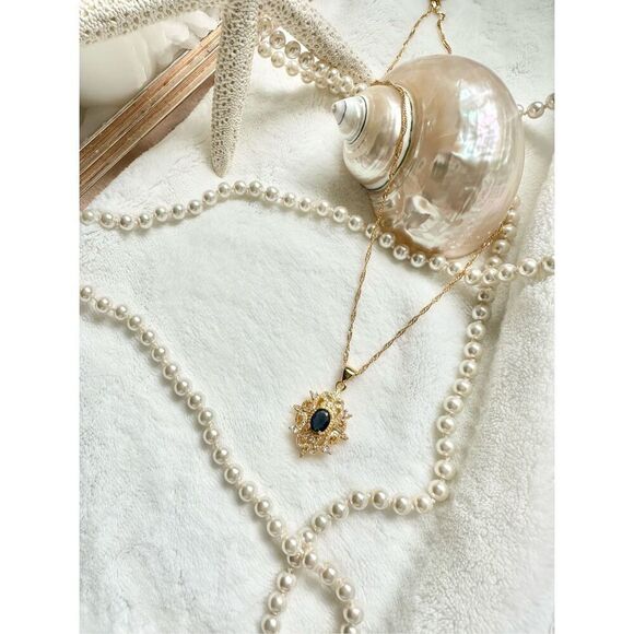 Sapphire blue cubic zirconia intricate regal style pendant necklace  - Picture 12 of 12